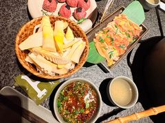 -三出山火锅(南京万象天地店)