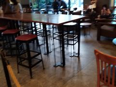 大堂-星巴克臻选(深圳龙华红山天虹店)