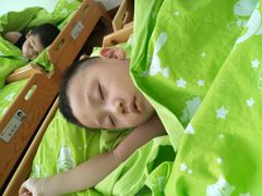 -红黄蓝幼儿园(颐东苑店)