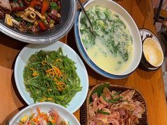 -老滇山寨•云南特色菜•地方菜•民族风情歌舞表演(金碧店)