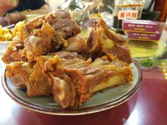 酱香骨棒一根-溢福香东北兄弟酱骨饺子馆(刘家冲店)