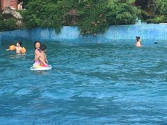 -金孔雀温泉旅游度假村