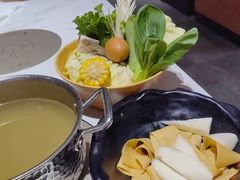-呷哺呷哺 黄金牧场 (新中关购物中心店)
