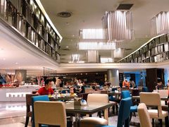 全日餐厅-上海滴水湖皇冠假日酒店