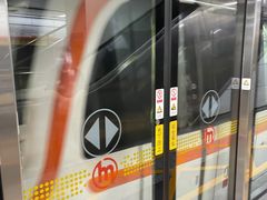 -建设三路(地铁站)