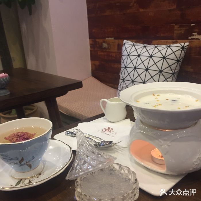 万小燕窝鲜炖(沈浒路店)图片 第233张
