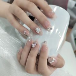 -晨·艺美甲美睫