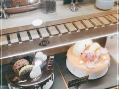 -DQ·蛋糕·冰淇淋(大宁国际商业广场店)