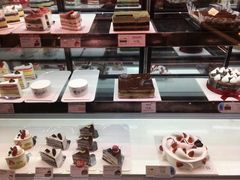 -巴黎贝甜(宜山路店)