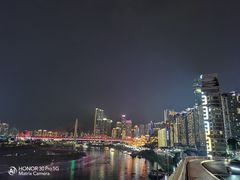-磁器口古镇