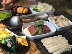 -七欣天香辣蟹火锅(常熟珠海路万达广场店)