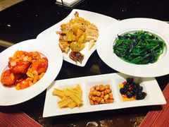 -大理实力希尔顿酒店御璽中餐厅YUXI – CHINESE RESTAURANT