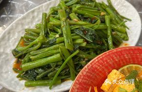 Sambal Stir-Fried Hollow Stem Chinese Spinach