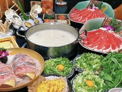-牛牛和牛海鲜粥底火锅(长虹国际城店)