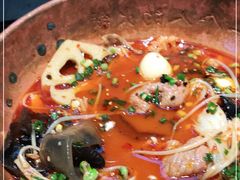 -成都你六姐·牛肉冒菜(上海环宇荟店)