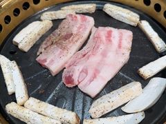 -Ant 蚂蚁洞烤肉·大营地(上海静安大悦城店)