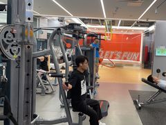 -乐刻健身(龙华红山6979店)