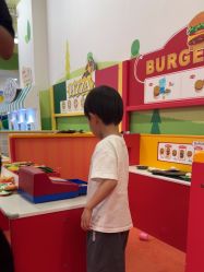 -莫莉幻想儿童乐园(绍兴金帝银泰城店)