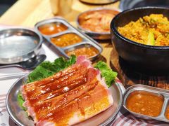 -青瓦炭韩潮烤肉(花园道店)