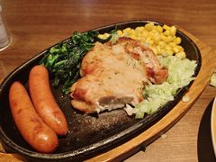 蒜香鸡排配法兰克福烤肠-萨莉亚意式餐厅(莲花国际广场店)