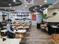 用餐区-李先生牛肉面大王(北京站售票厅餐厅)