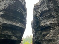 -梭布垭石林景区