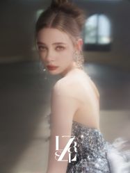 -Renee芮亦婚纱(原丽莎)