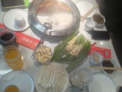 -彤德莱火锅(薛家岛利群店)