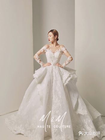 2020年由鱼线蕾丝设计将会风靡整个婚纱界