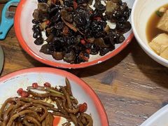 -老三样·美食研究中心(世贸路店)