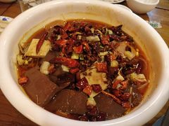 -都江堰石锅鱼