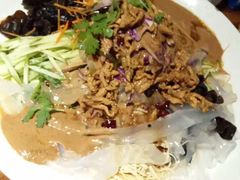 -渔记熏肉大饼