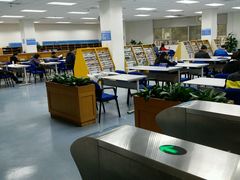 -南山图书馆(常兴路店)