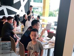 -麦当劳(驿坂服务区B区店)
