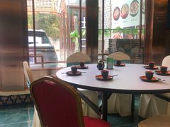 -乡村馕坑肉·烧烤·新疆菜·本地人更爱吃(阿勒泰首店)