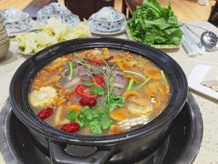 -九寨沟特色牦牛肉汤锅