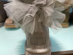 -UGG(燕莎奥特莱斯购物中心店)