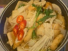 鱼饼汤-富乐满韩国正宗炸鸡韩国料理(虹泉路店)