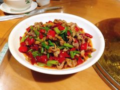 酸辣鸡杂-临江餐馆二楼美食部落