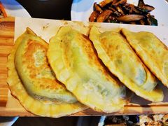 -关东小磨东北菜(上海长风大悦城店)