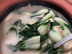 -凤阁楼果木烧鹅(鹤山陈山店)