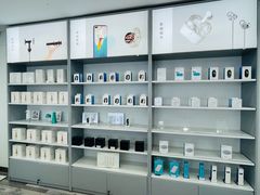 -荣耀授权专卖店(黄浦浙江中路店)