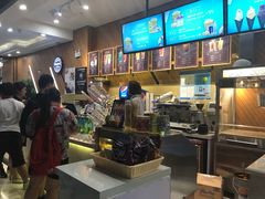 -大光明丽星VIP影城(昌里路杜比全景声店)