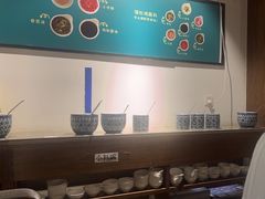 -尚尚仙·酸汤猪手·猪肚鸡火锅(华联万柳购物中心店)