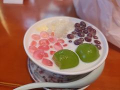 -寄畅興·百年蟹黄面·万国建筑群(外滩27号店)