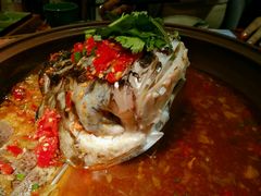 双色剁椒鱼头-吃饭皇帝大(赛格国际店)