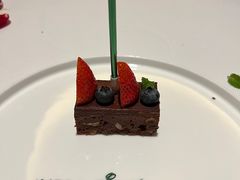 -AZUR聚(香格里拉饭店)