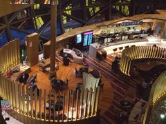 -上海滴水湖皇冠假日酒店