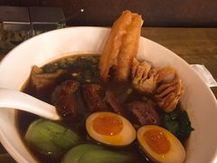-晶华冠军牛肉面坊