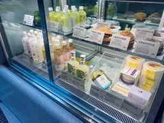 面包甜点陈列柜-喜茶(广州中山六路店)